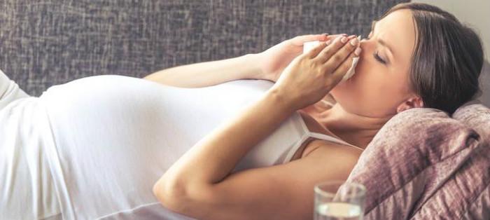 Como tratar gripe e resfriado durante a gravidez?